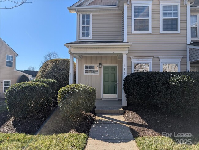 Photo - 17743 Trolley Crossing Way Townhome