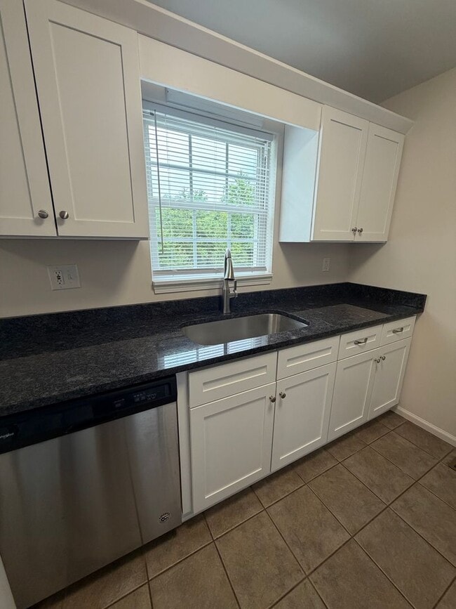 Photo - Spacious 2-Bedroom Townhouse with Garage