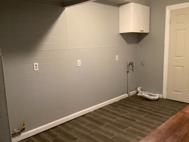 Photo - 2 Bedroom 1 Bath available for Rent