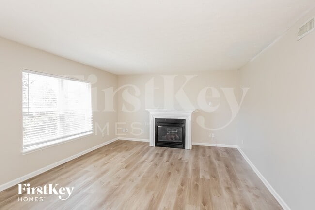 Photo - 5815 Bluestem Ct