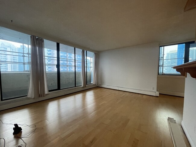 Building Photo - 4200 Mayberry St