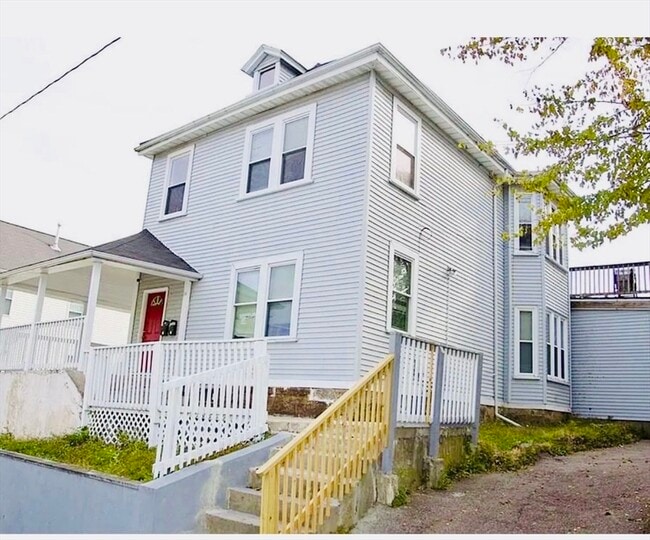 Building Photo - 14 Mt Everett St Unit 2