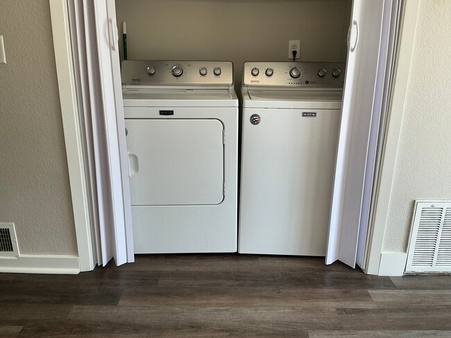 Photo - 922 Plumas St Unit 2