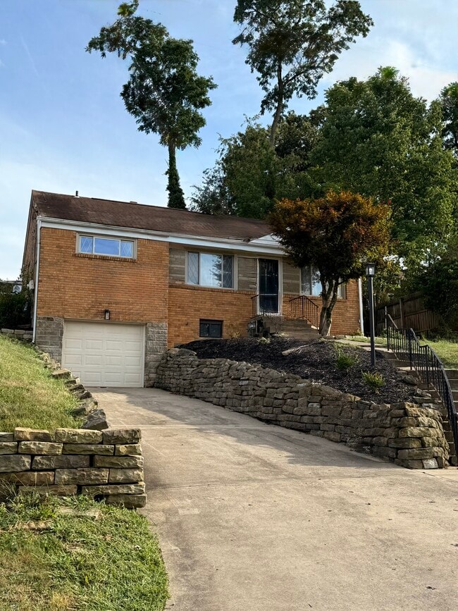 Building Photo - 6514 Ventura Dr Rental