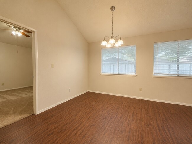 Photo - 21227 Park Mt Dr