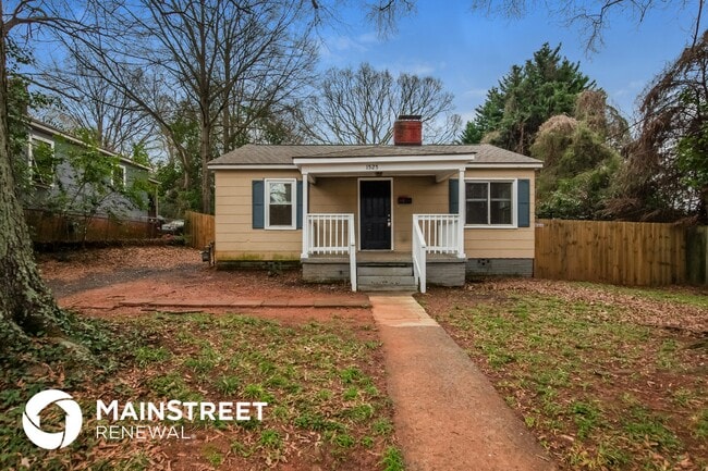 Building Photo - 1525 Effingham Rd