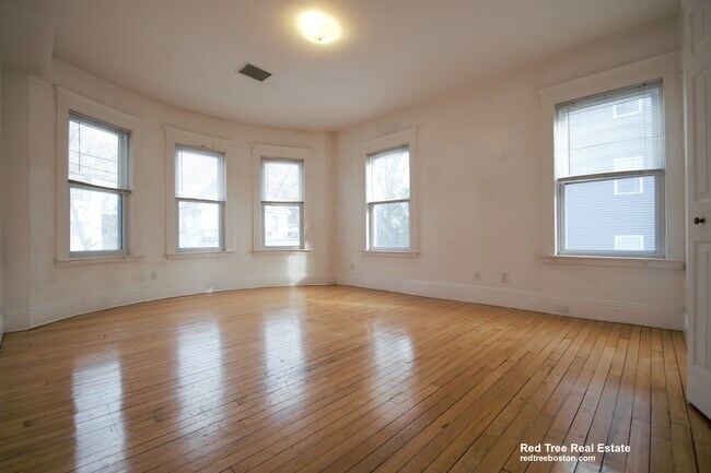 Photo - 44 Champney St Unit 2