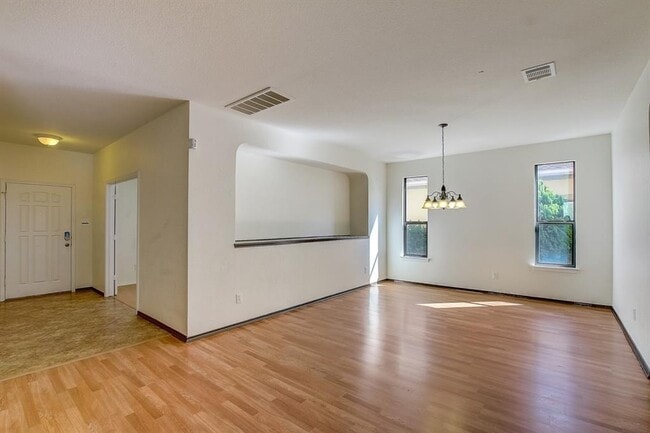 Photo - 507 Tyree Rd
