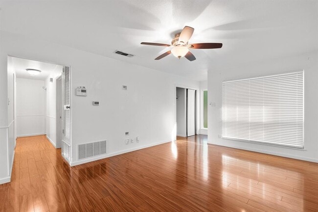 Photo - 508 Harway Ct