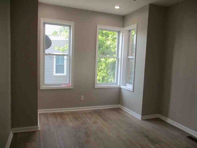 Photo - 2418 W Norris St