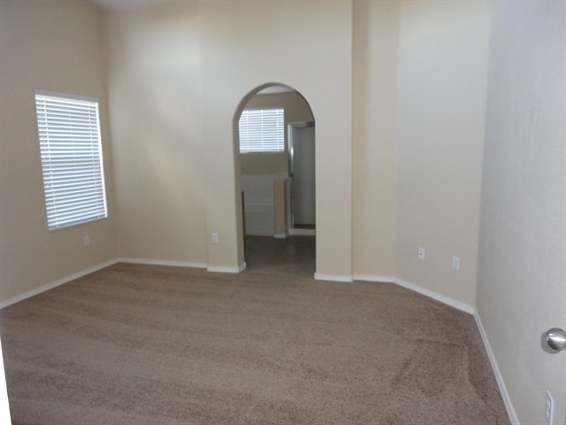 Photo - 529 Sunny Meadows Dr NE