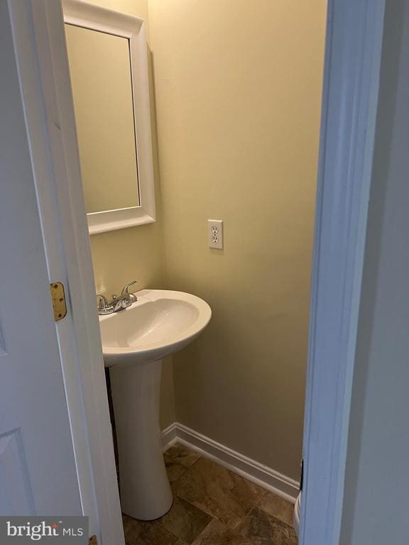 Photo - 1221 Delmont Rd