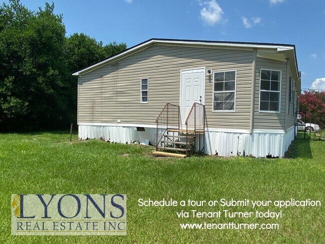 Photo - 607 Crestview Dr