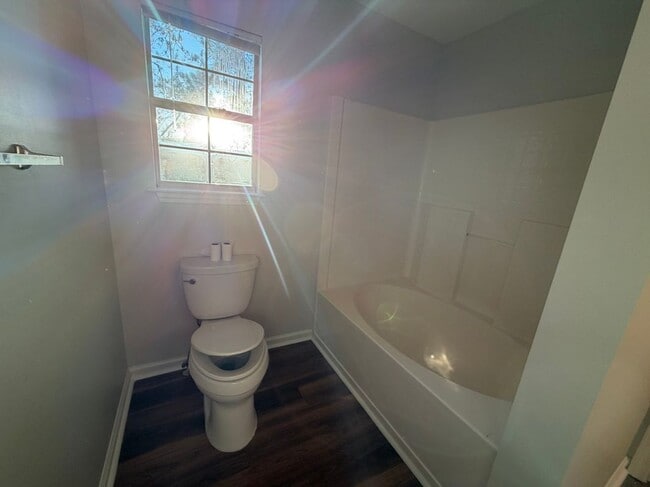 Photo - 2118 Serenity Dr NW