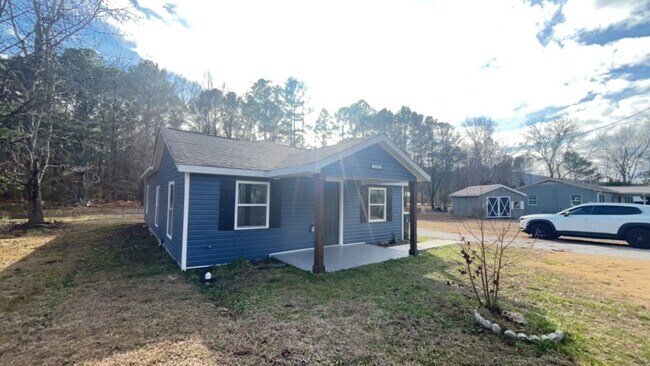 Photo - 614 Maple Rd