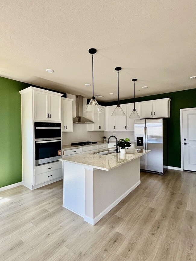 Photo - 978 Nettle Ln