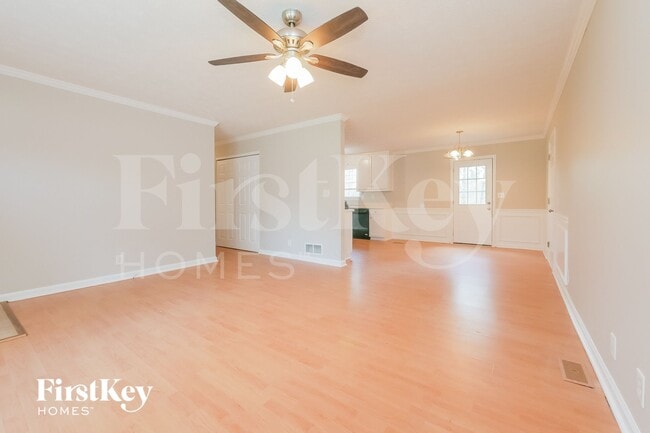 Photo - 671 Rocky Point Rd