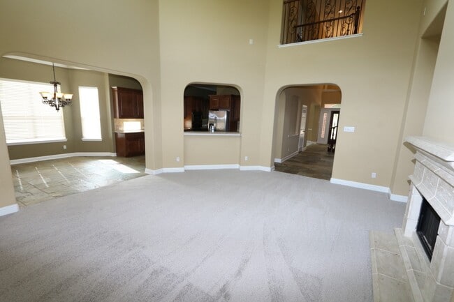 Photo - 7102 Spring Run Ln