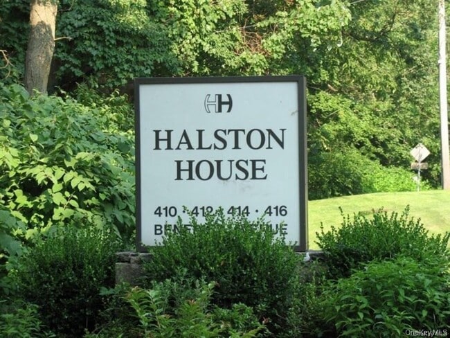 Building Photo - 412 Benedict Ave Unit 5J