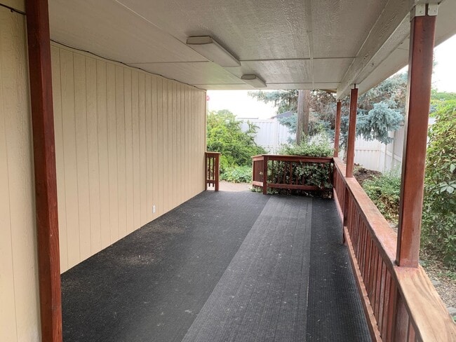 Photo - Spacious 3-Bed, 2-Bath Manufactured Home with Garage – Move-In Ready