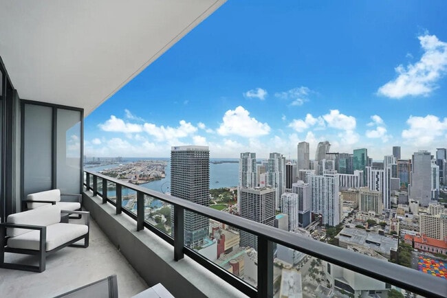 Photo - 215 SW 5th Ave Unidad ID1058672P