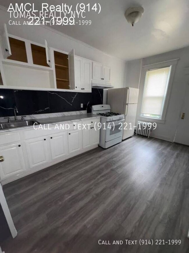 Photo - 127 Stanley Ave