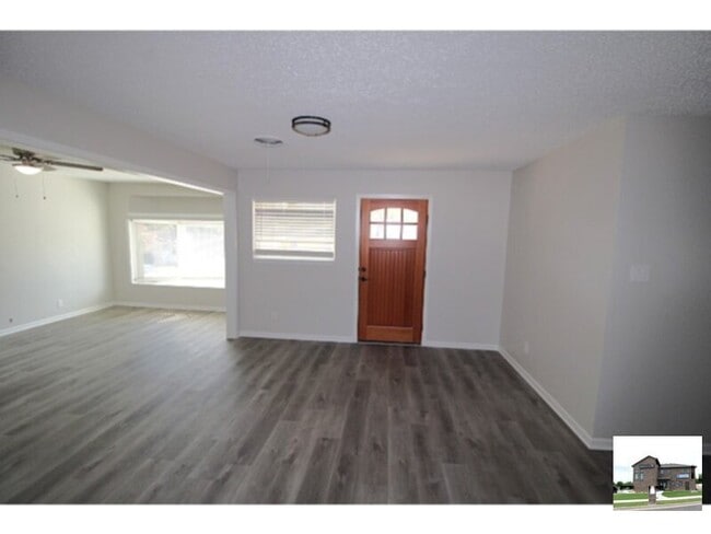 Photo - 906 N 23rd St