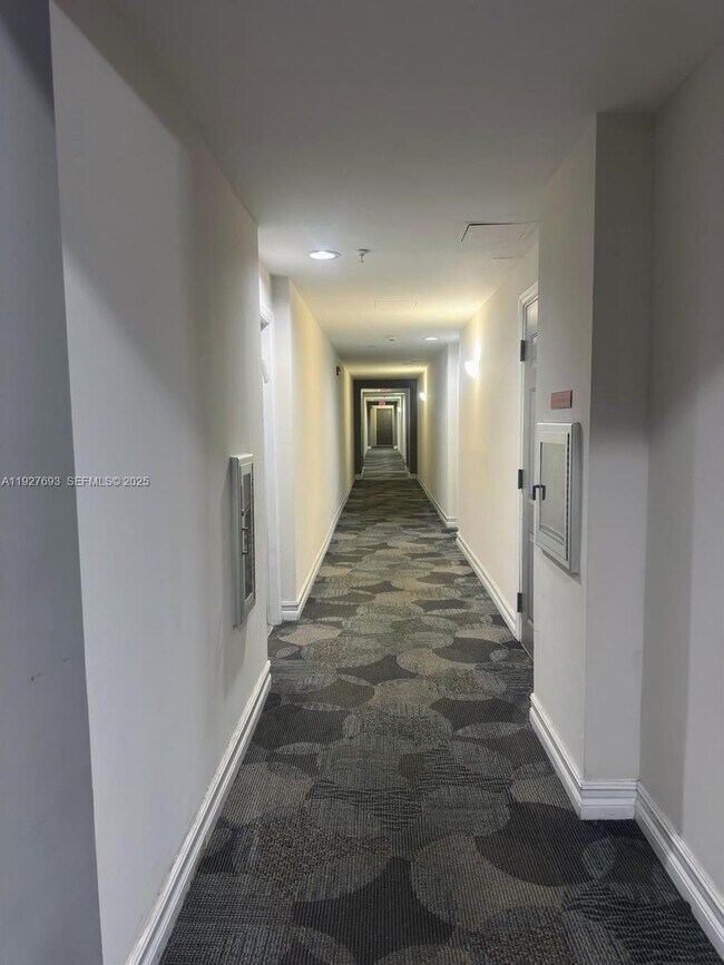 Photo - 1919 Van Buren St Unit 118A