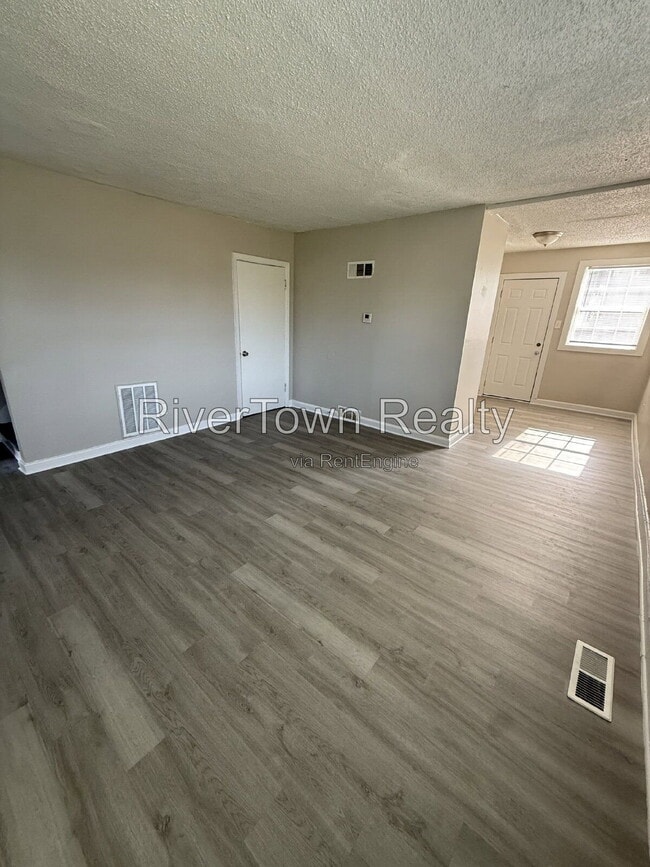 Photo - 1766 Brown Ave
