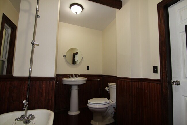 Photo - 137 Marcella St Unit 1