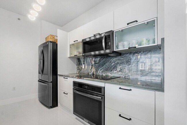 Photo - 550 Okeechobee Blvd Unidad 1809