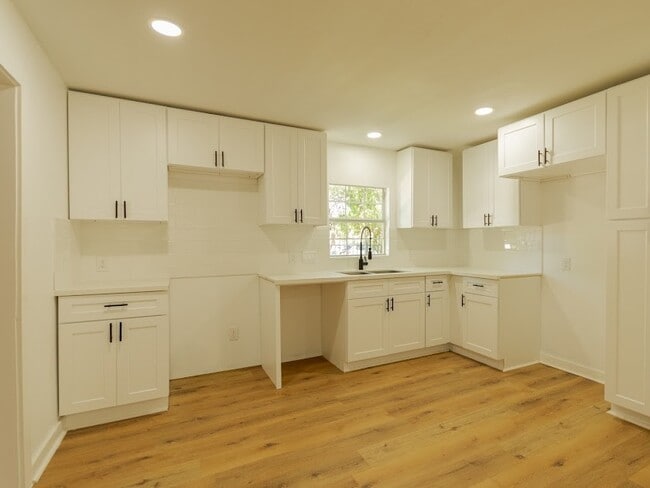 Photo - 6802 Eastwood St