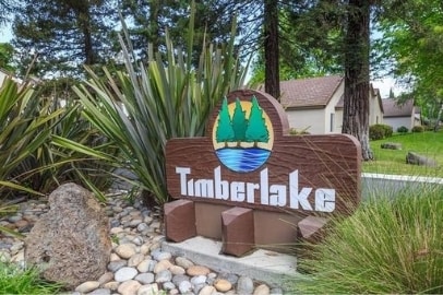 Building Photo - 3701 Colonial Dr