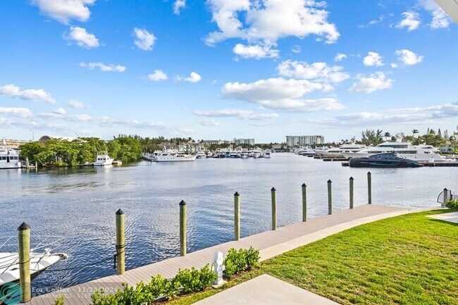 Photo - 2171 SW 23rd Ave