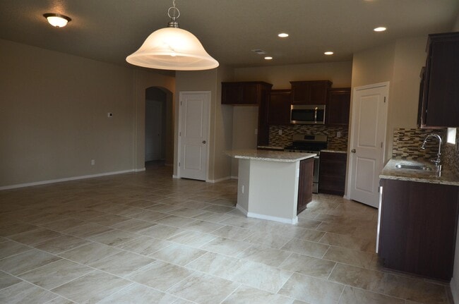 Photo - 1664 Valle Vista Rd NW