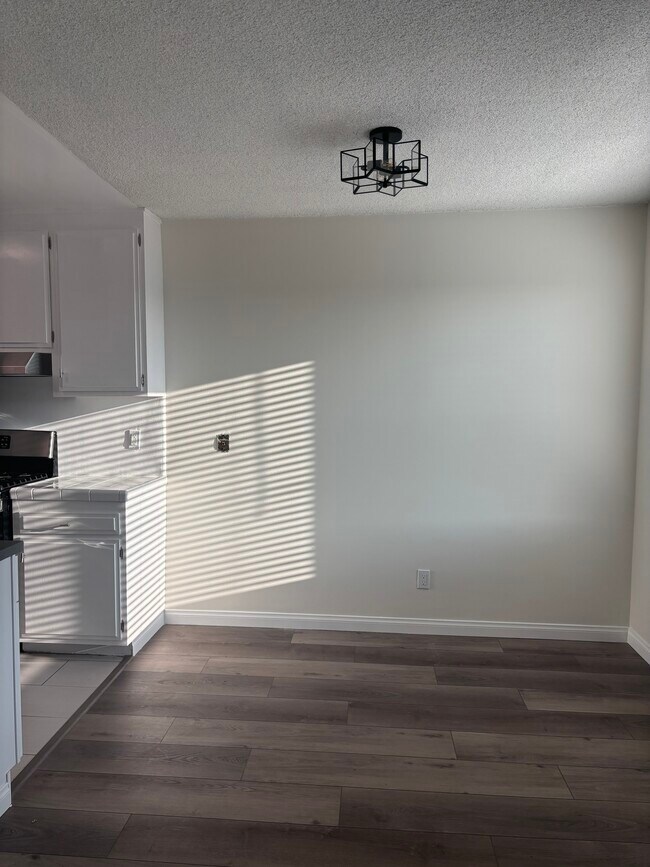 Photo - 11010 Rose Ave Unit 202