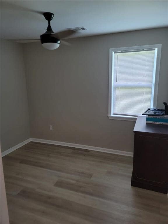 Photo - 1559 Alma St SW