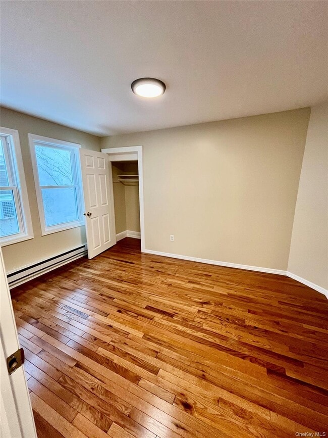 Photo - 41 Scudder Ave Unit 1st Floor Rear