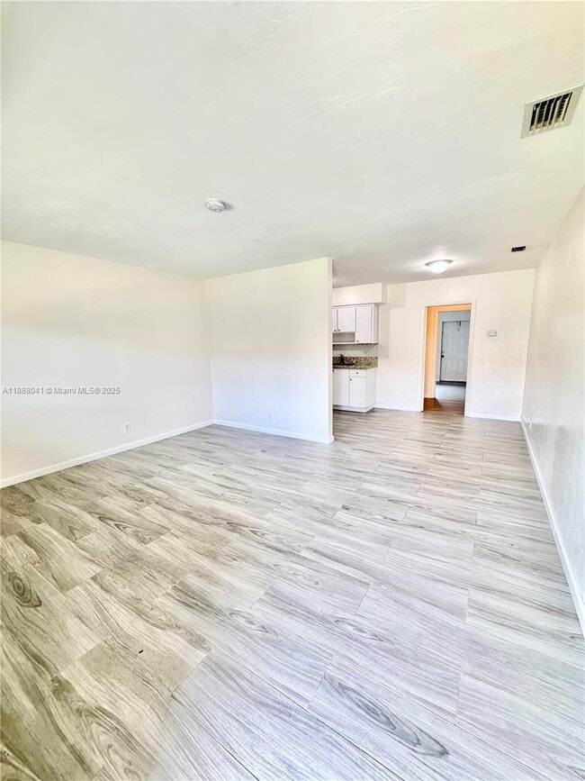 Photo - 1821 N 17th Ct Unit 27