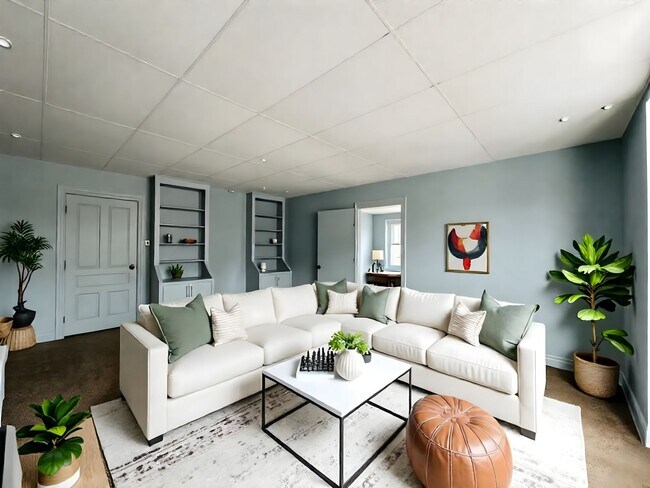 Building Photo - 1369 W Market St Unit 2nd Floor