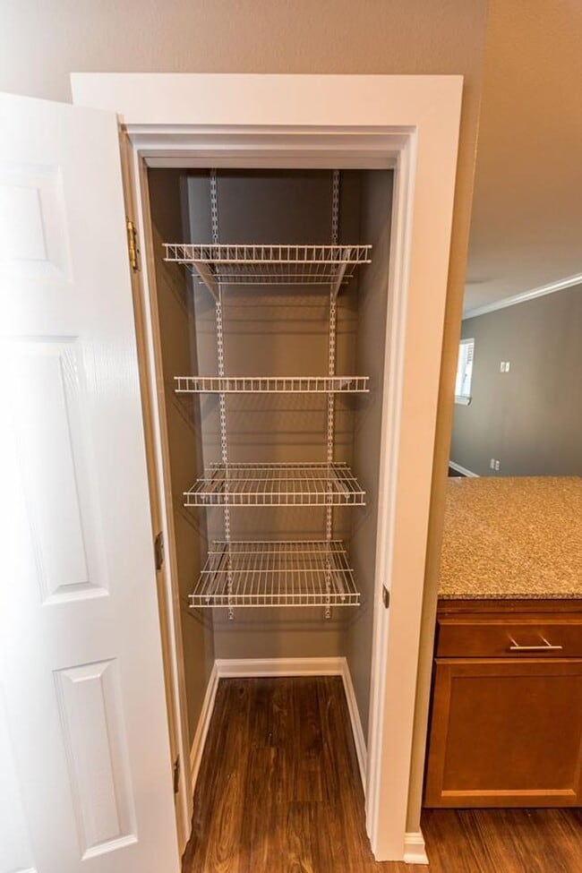 Axiom Apartments