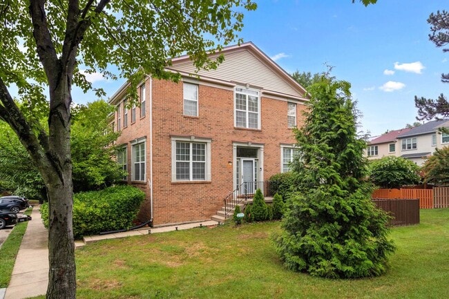Photo - 6139 Donival Sq