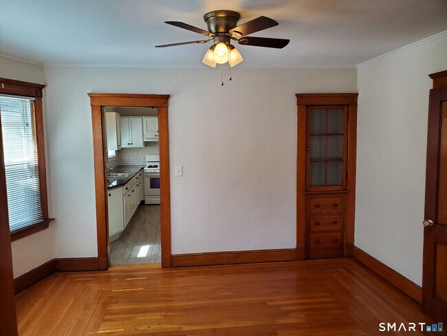108 Union Ave Unit 2