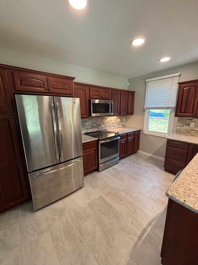 Photo - 290 N Cornwall Rd