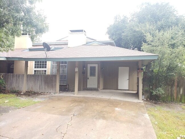Photo - 2621 San Sabastian Cir