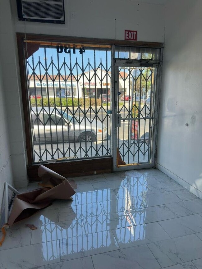 Photo - Commercial Unit for Rent in South Gate CA ...