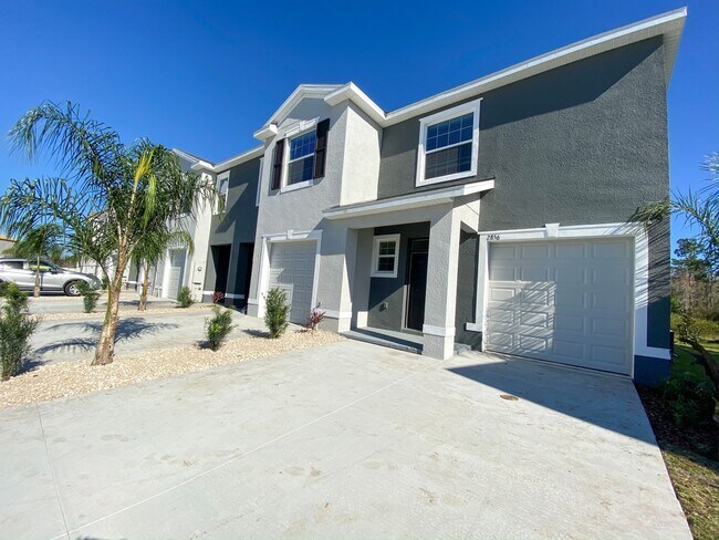 Photo - Beautiful 3-Bedroom + Loft Townhome for Rent in North Tampa / Land O' Lakes!