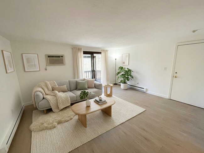 Photo - 16 Erick Rd Unit 34