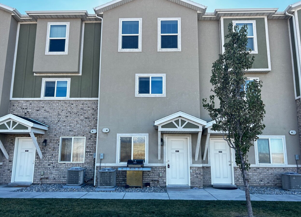Photo - 67 E 700 N Unit 71