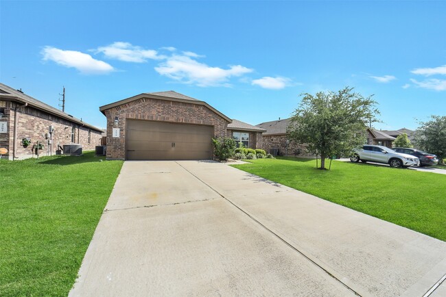 Building Photo - 3434 McDonough Way